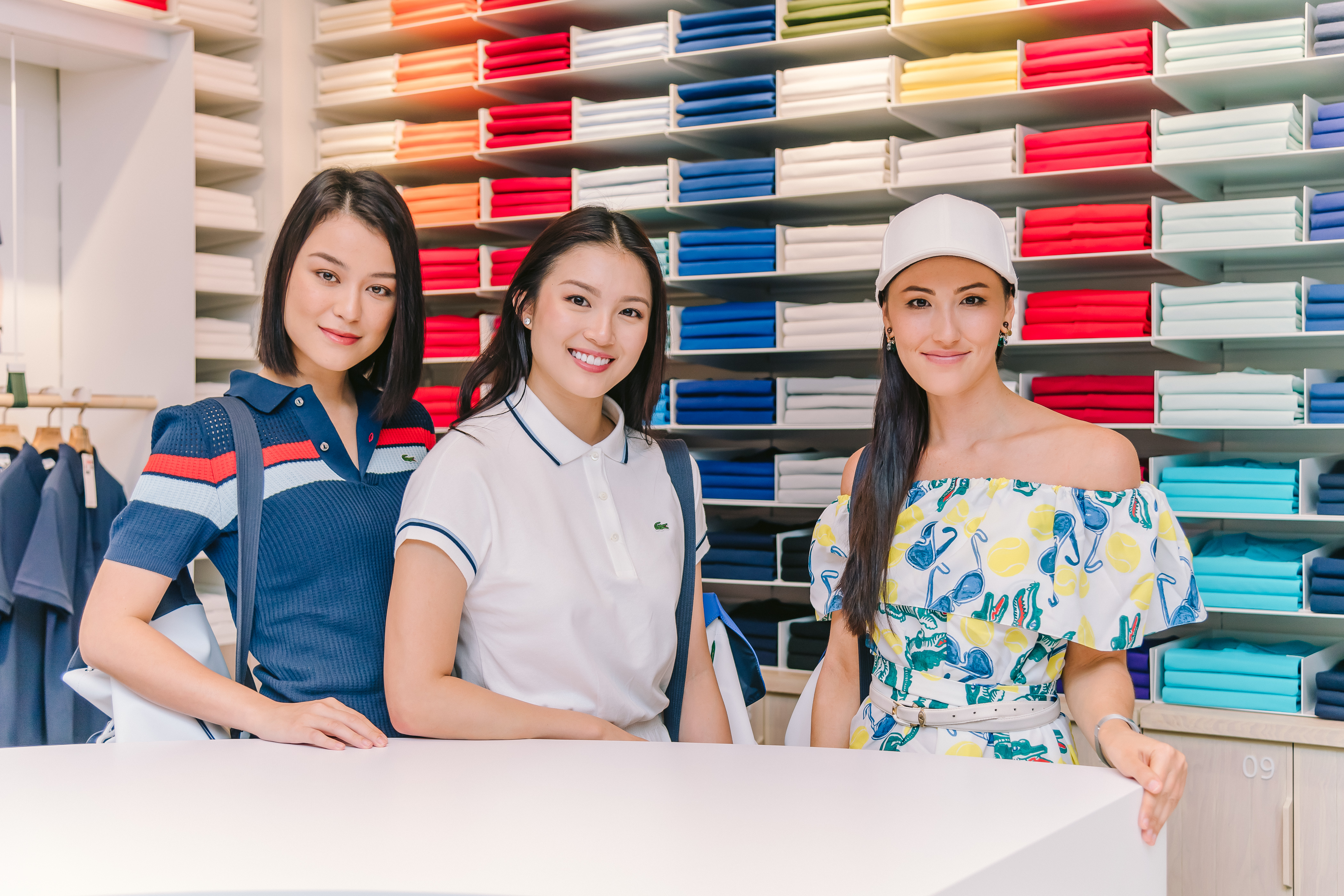 LACOSTE_ADV_HR-109